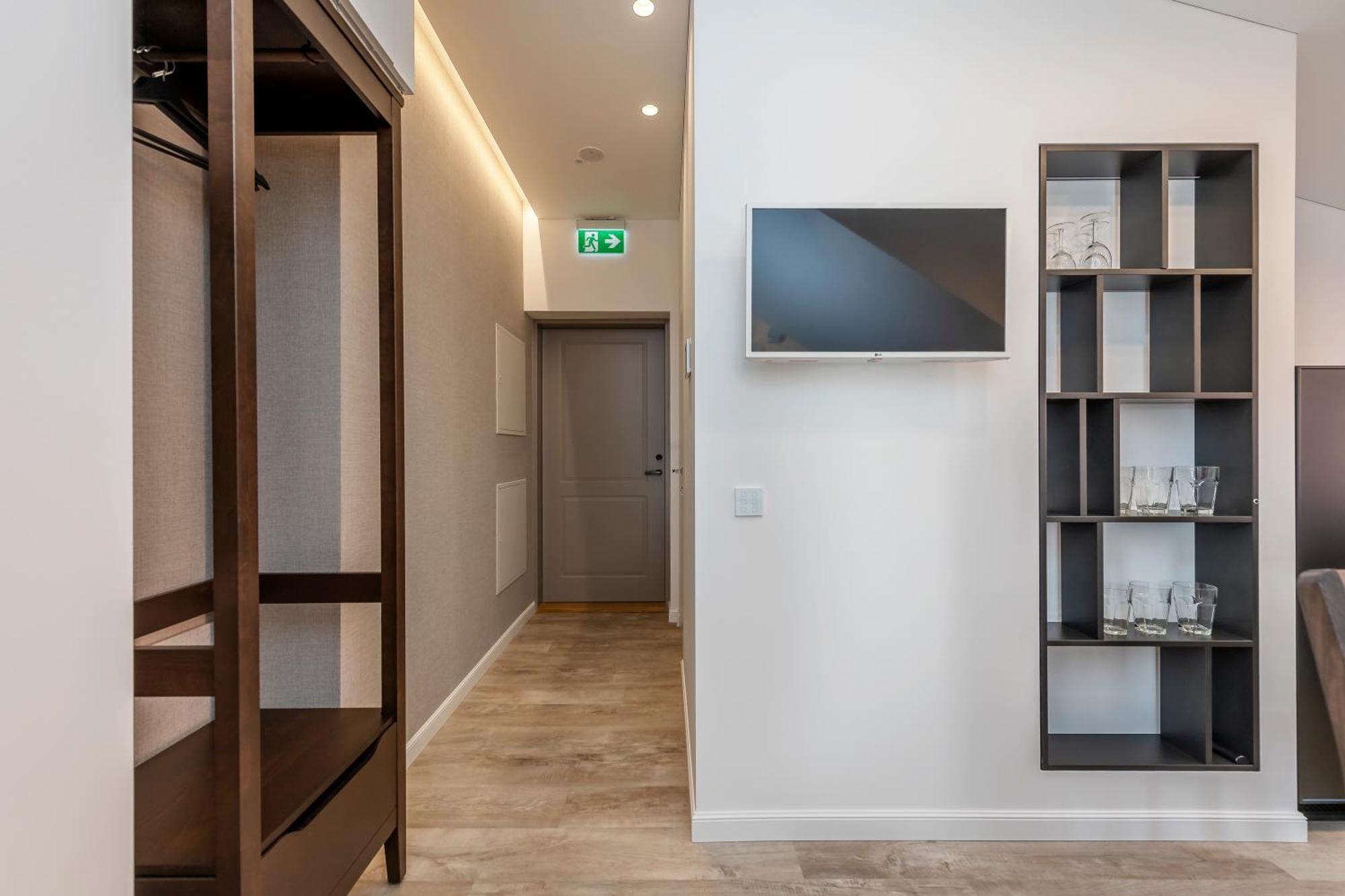 Artsy Exclusive Old Town Residence Gallery Walk Vilnius Ruang foto