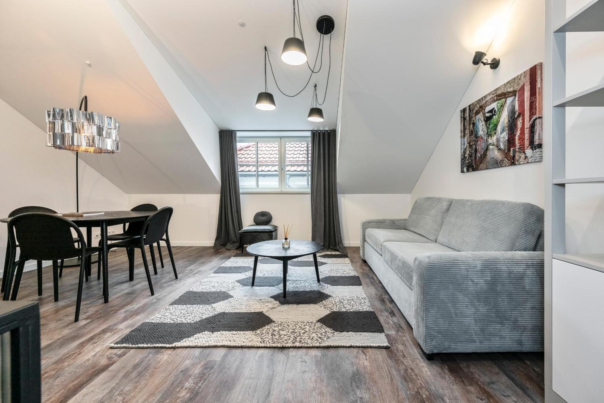 Artsy Exclusive Old Town Residence Gallery Walk Vilnius Bagian luar foto